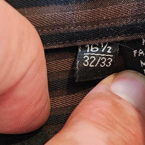 Men's Hugo Boss Dress Shirt 16.5, 32/33 - Picture 3 of 4